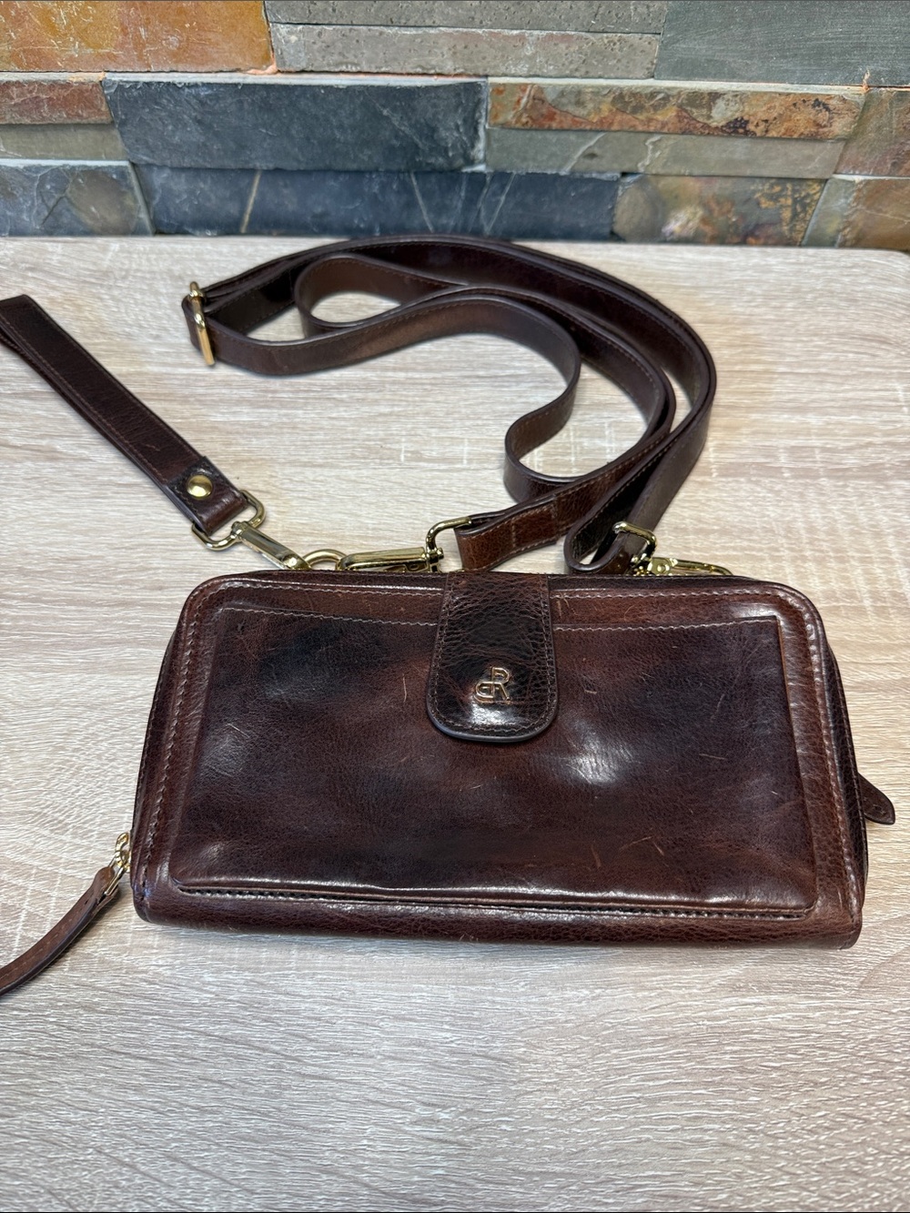dR Amsterdam Leather Crossbody Wallet - Dark Brown